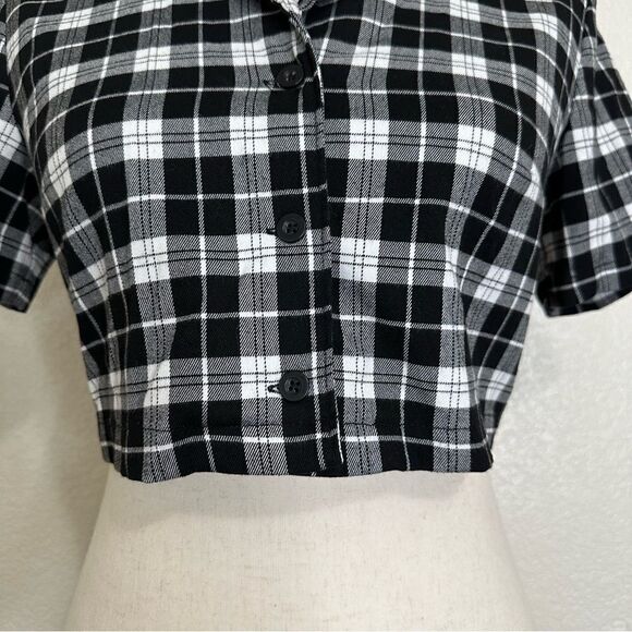 Brandy Melville John Galt Black White Plaid Button Down Cropped Top, Sz Small - Picture 5 of 14